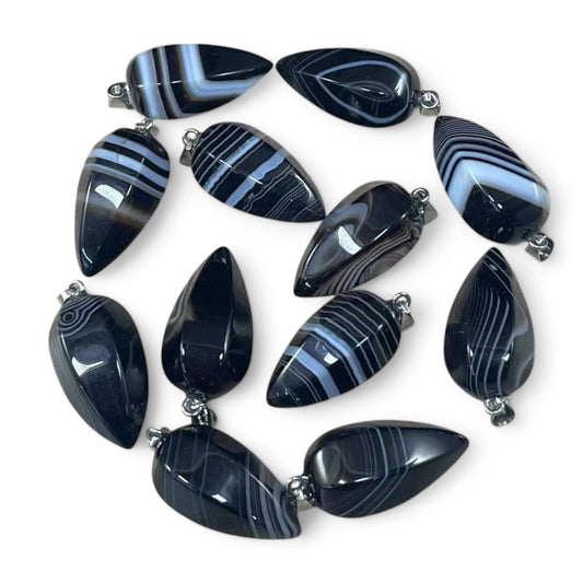 Sardonyx aka Banded Agate, Cut Point Pendant, 15x30mm (1pc)-0